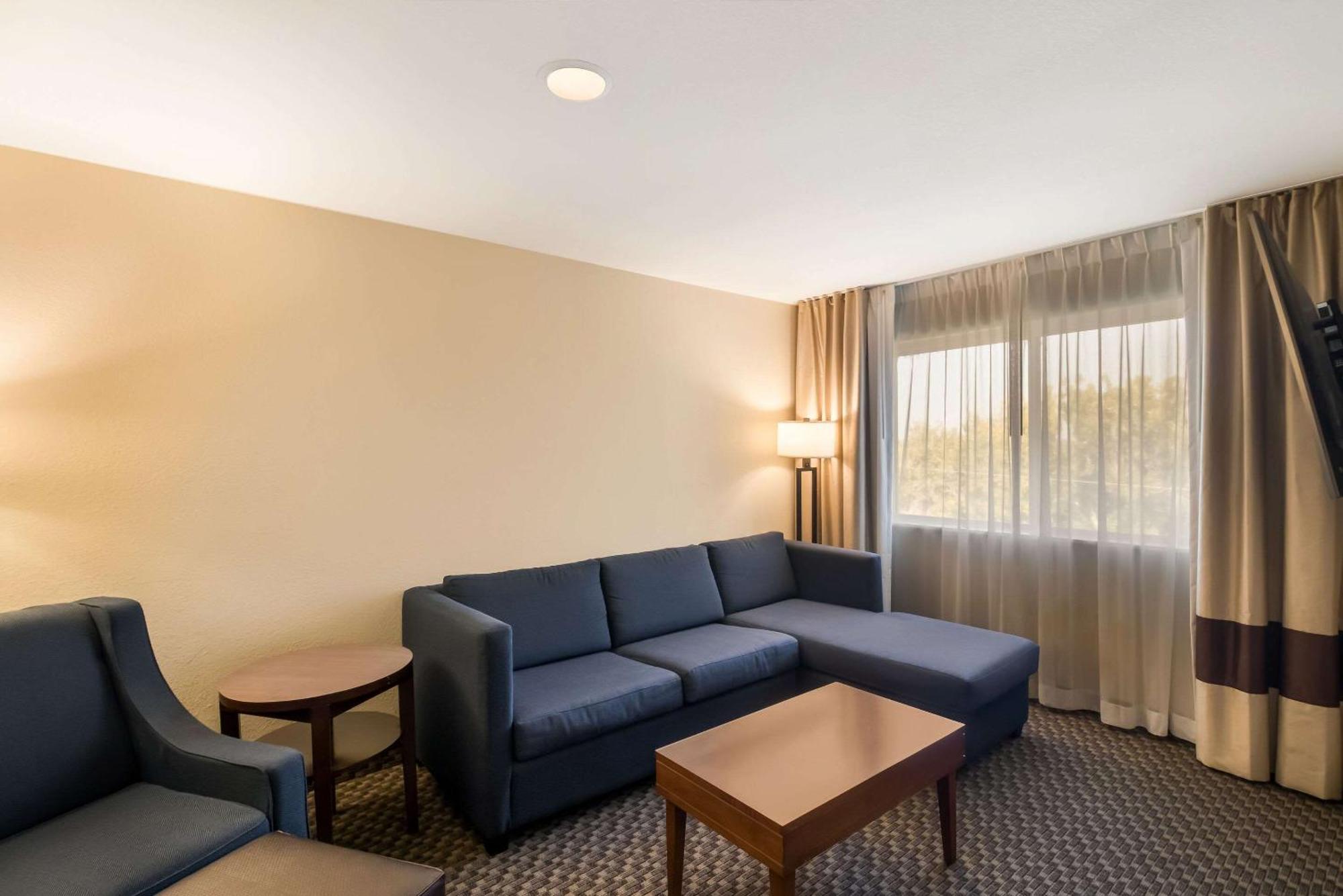 Comfort Inn Fort Morgan Ngoại thất bức ảnh